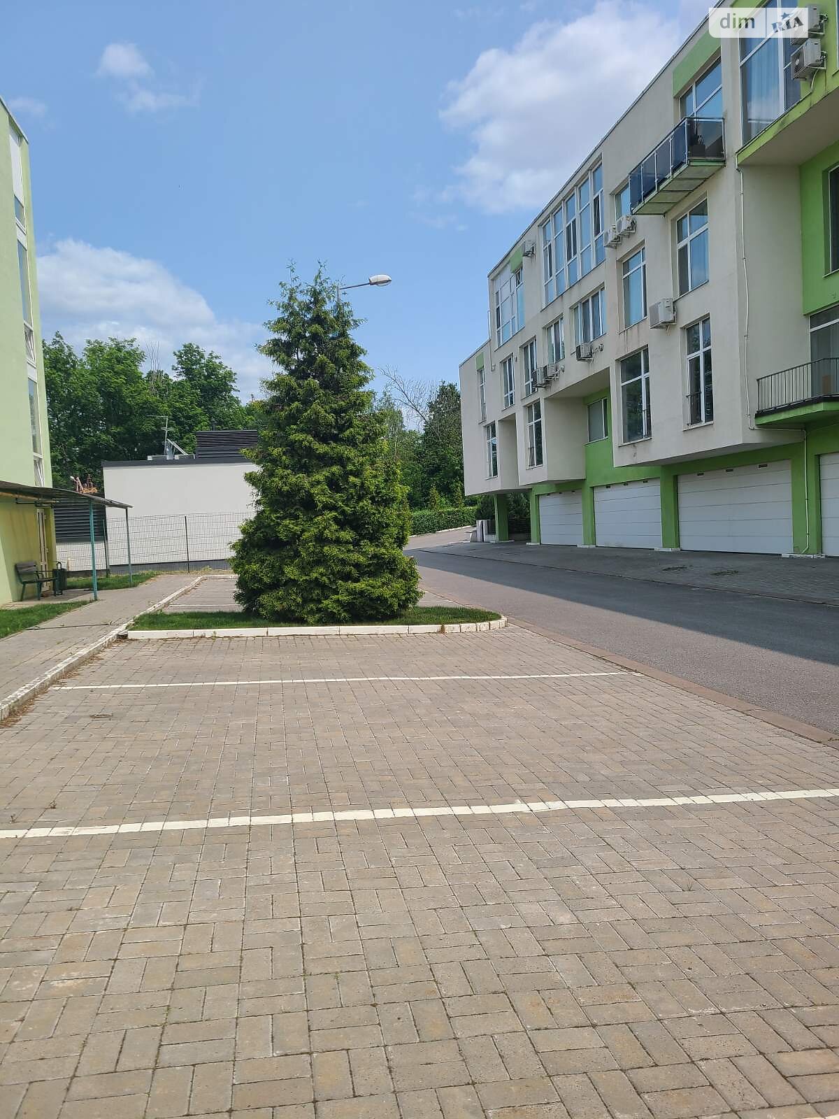 Продажа трехкомнатной квартиры в Харькове, на пер. Синельникова 8, район Центр фото 1 Продажа трехкомнатной квартиры в Харькове, на пер. Синельникова 8, район Центр фото 1