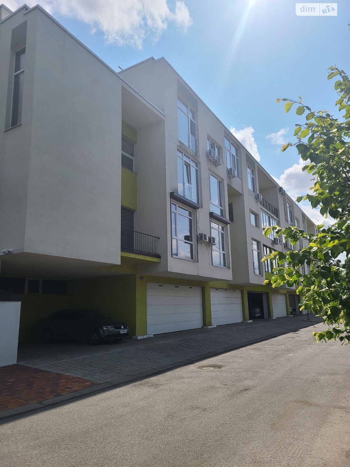 Продажа трехкомнатной квартиры в Харькове, на пер. Синельникова 8, район Центр фото 1 Продажа трехкомнатной квартиры в Харькове, на пер. Синельникова 8, район Центр фото 1