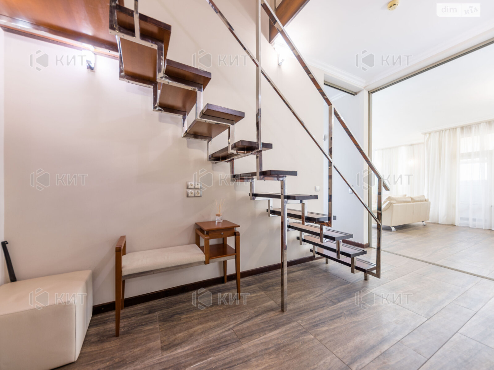 Продажа трехкомнатной квартиры в Харькове, на ул. Тринклера 9, район Центр фото 1 Продажа трехкомнатной квартиры в Харькове, на ул. Тринклера 9, район Центр фото 1