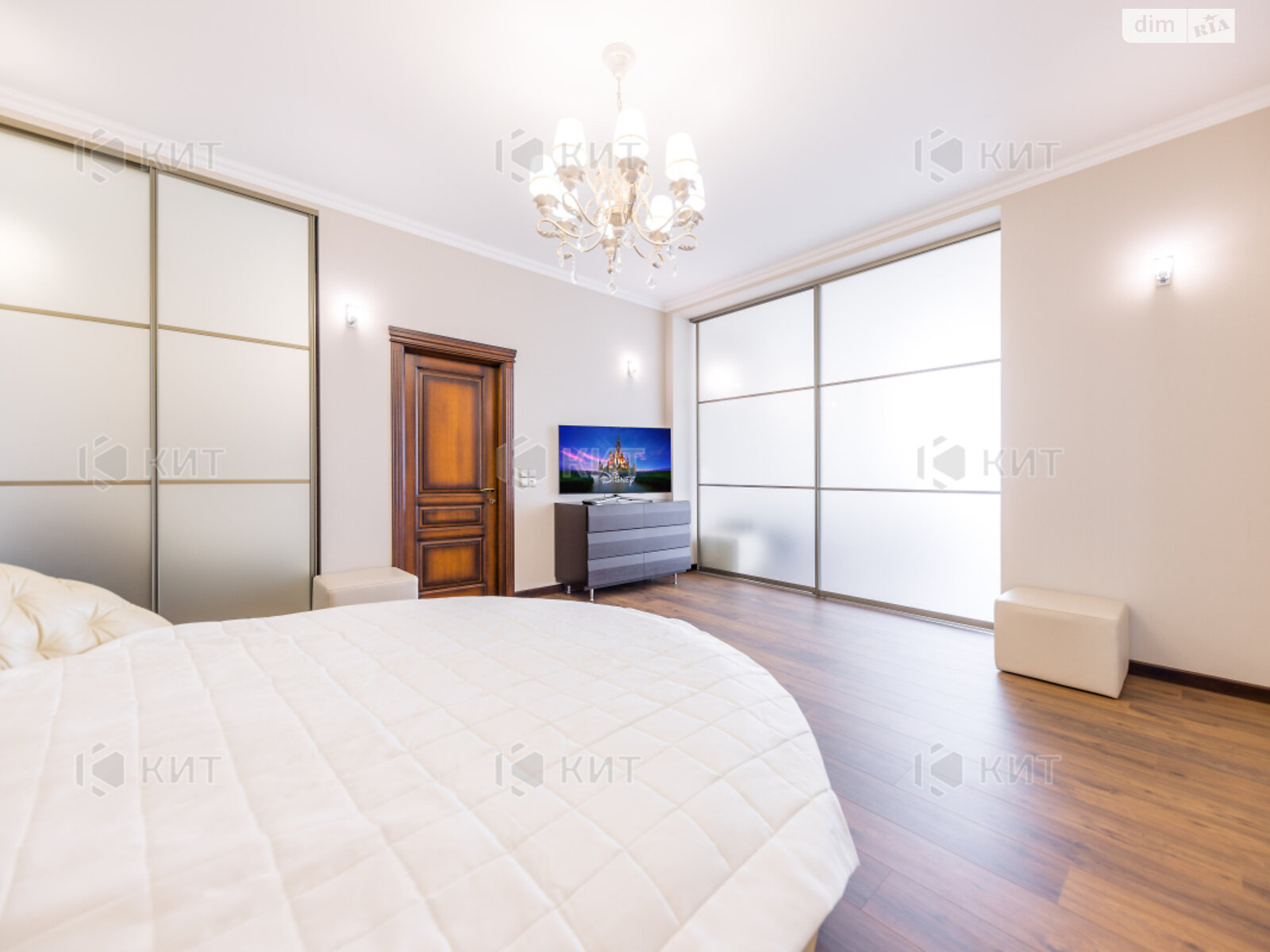 Продажа трехкомнатной квартиры в Харькове, на ул. Тринклера 9, район Центр фото 1 Продажа трехкомнатной квартиры в Харькове, на ул. Тринклера 9, район Центр фото 1