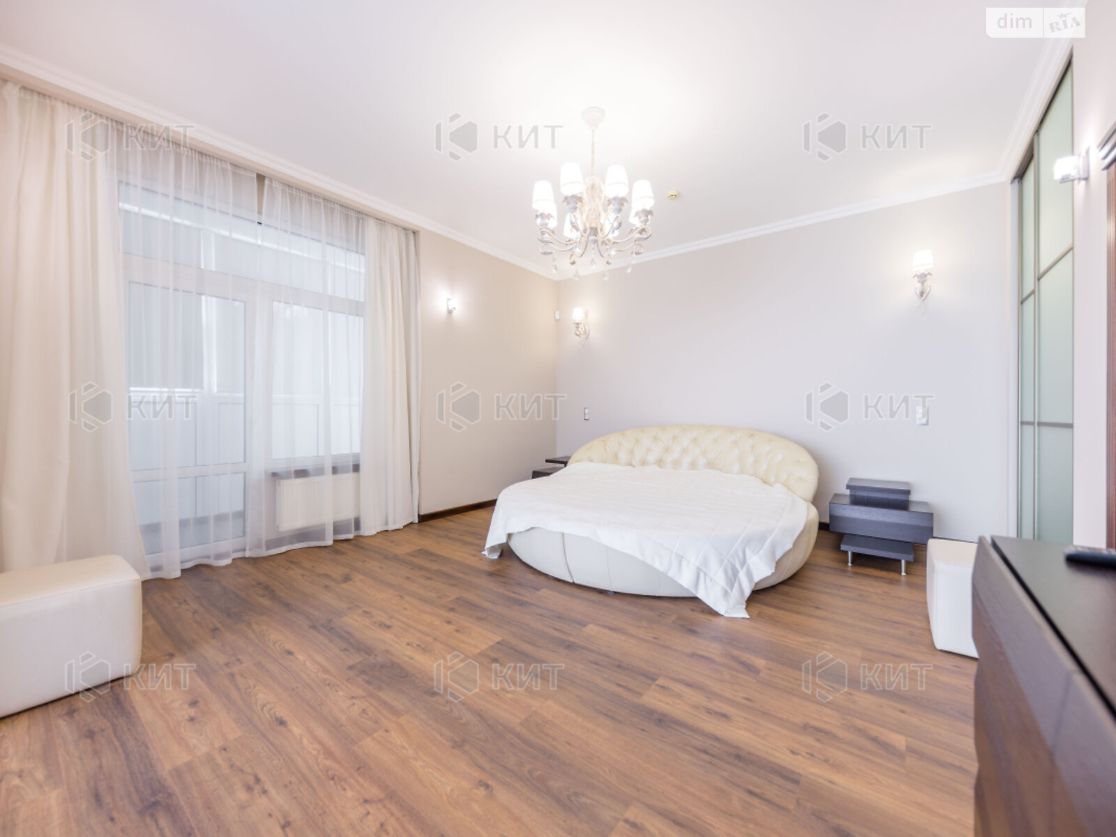 Продажа трехкомнатной квартиры в Харькове, на ул. Тринклера 9, район Центр фото 1 Продажа трехкомнатной квартиры в Харькове, на ул. Тринклера 9, район Центр фото 1