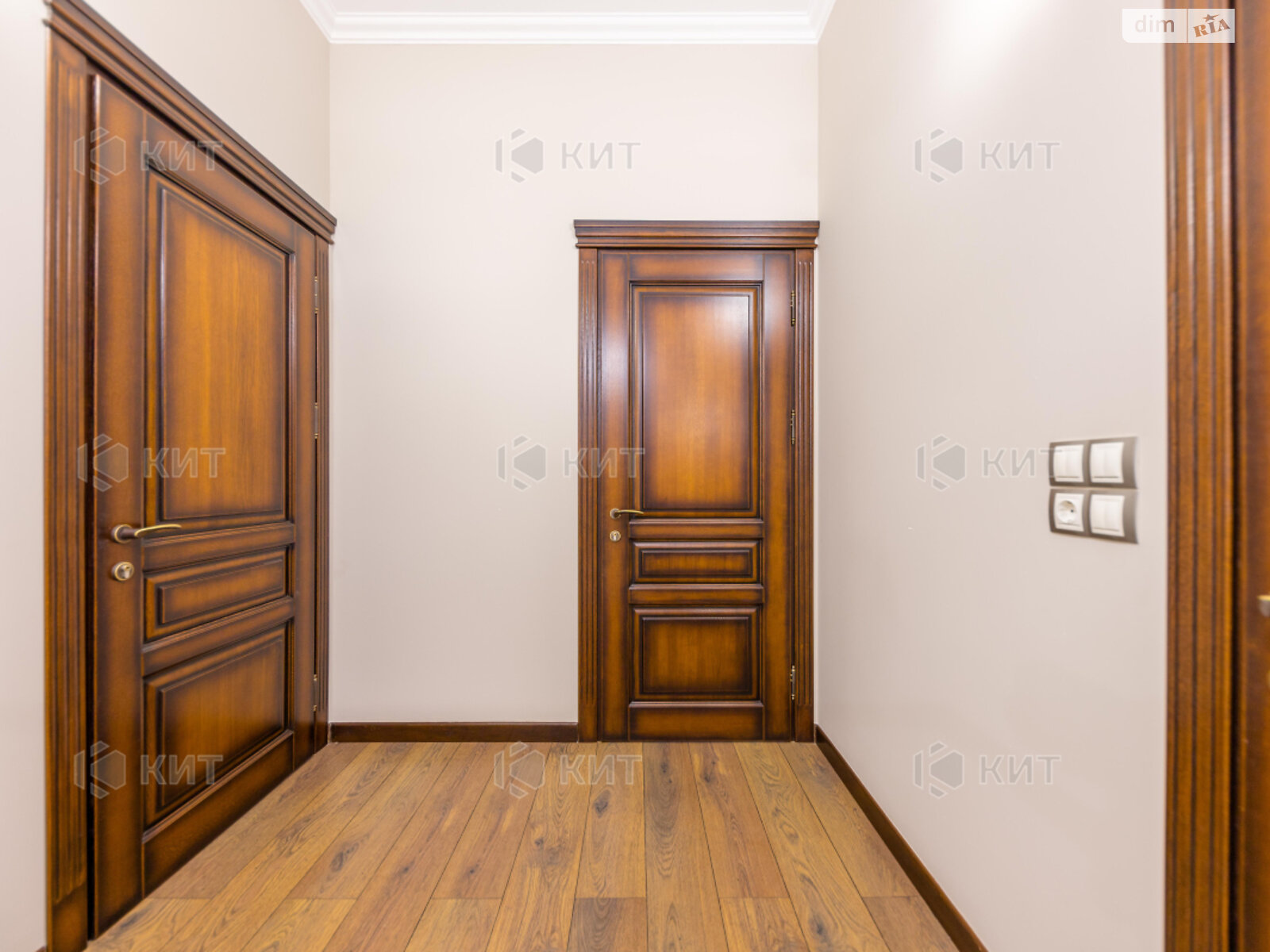 Продажа трехкомнатной квартиры в Харькове, на ул. Тринклера 9, район Центр фото 1 Продажа трехкомнатной квартиры в Харькове, на ул. Тринклера 9, район Центр фото 1
