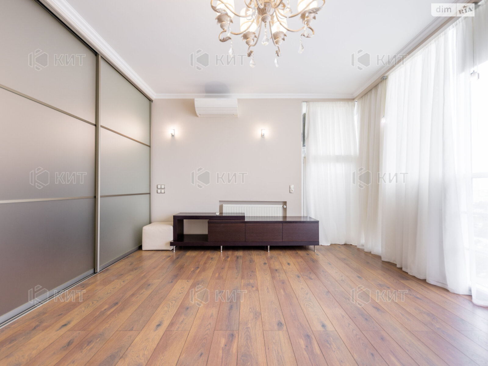 Продажа трехкомнатной квартиры в Харькове, на ул. Тринклера 9, район Центр фото 1 Продажа трехкомнатной квартиры в Харькове, на ул. Тринклера 9, район Центр фото 1