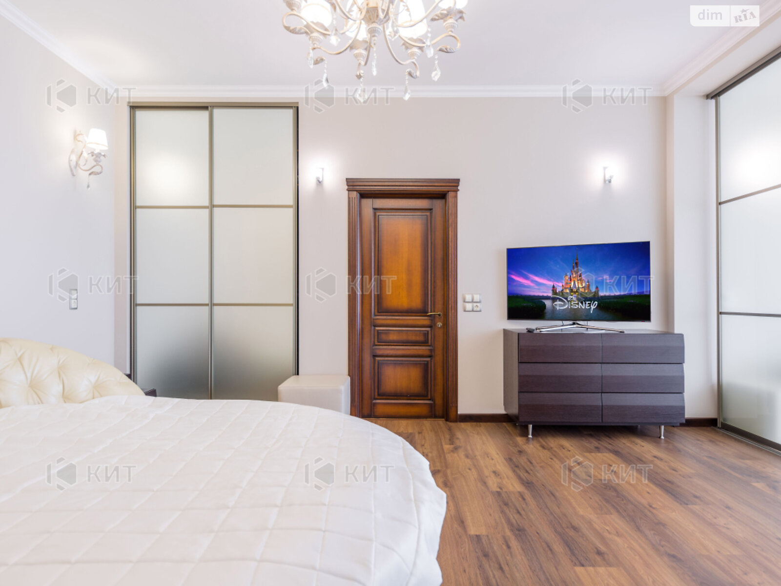 Продажа трехкомнатной квартиры в Харькове, на ул. Тринклера 9, район Центр фото 1 Продажа трехкомнатной квартиры в Харькове, на ул. Тринклера 9, район Центр фото 1