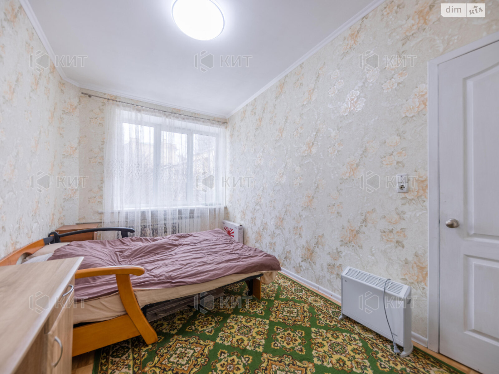 Продаж двокімнатної квартири в Харкові, на майд. Захисників України 1, район Центр фото 1 Продаж двокімнатної квартири в Харкові, на майд. Захисників України 1, район Центр фото 1