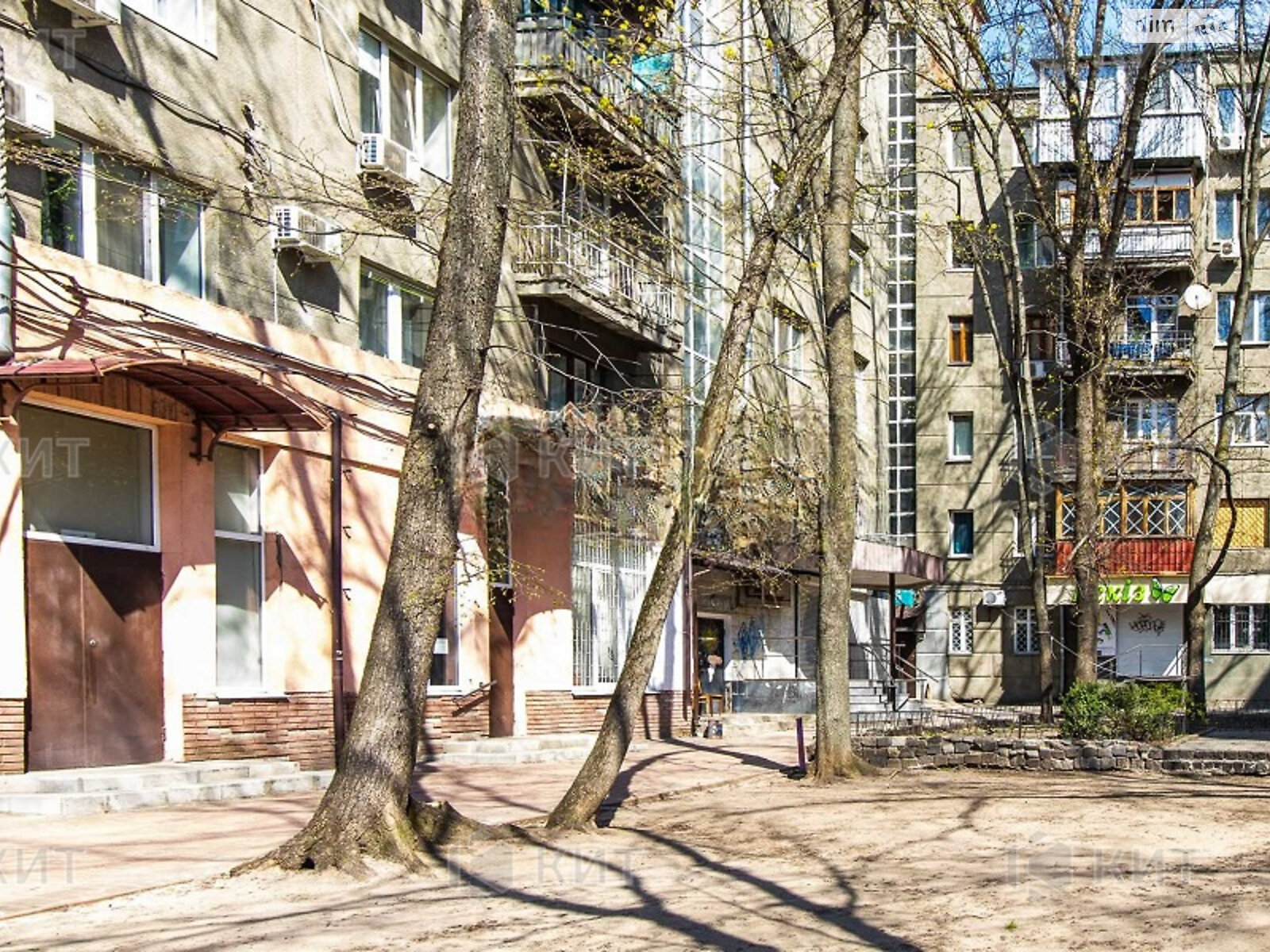 Продажа трехкомнатной квартиры в Харькове, на ул. Искусств 7/9, район Центр фото 1