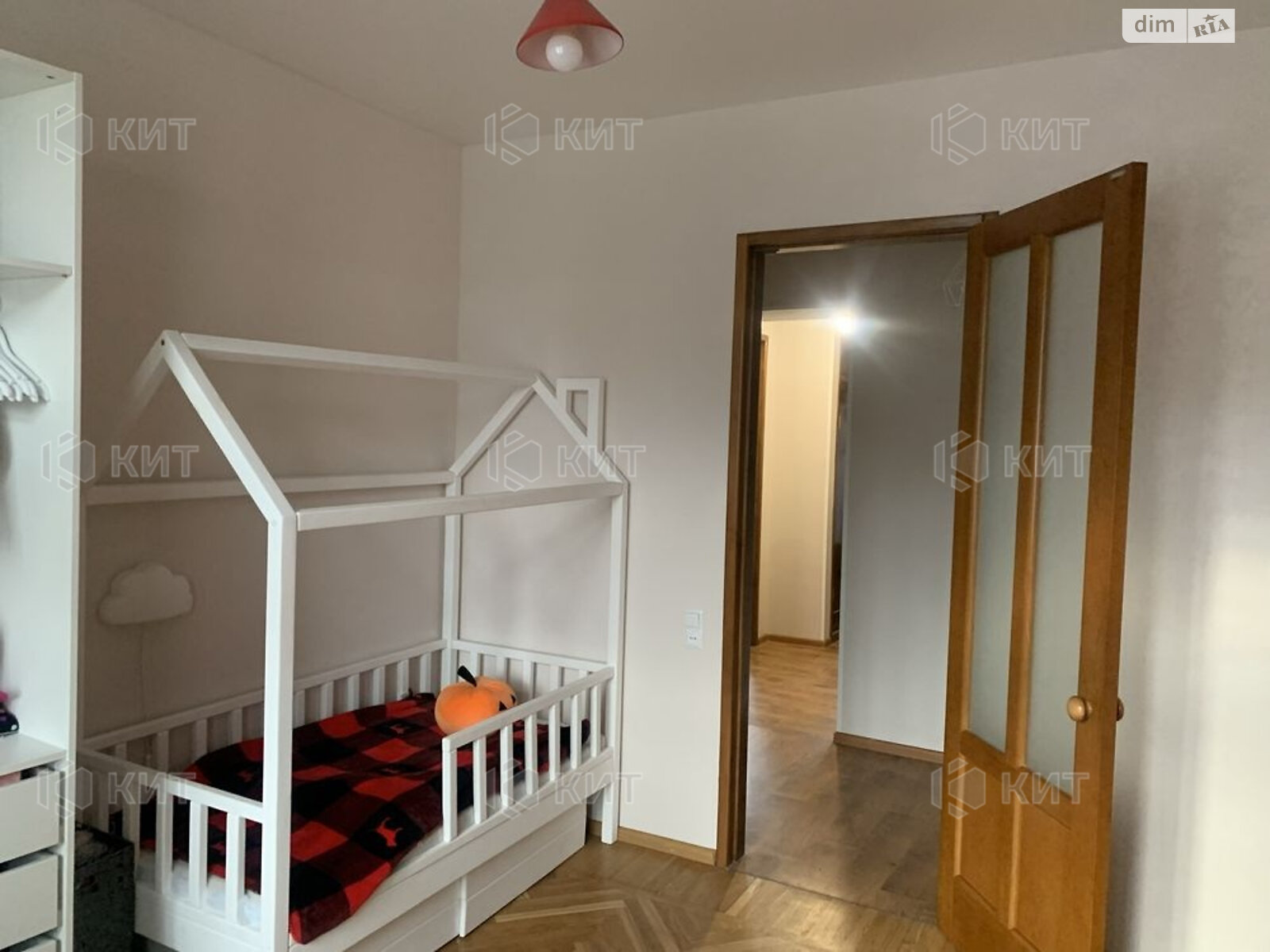 Продажа трехкомнатной квартиры в Харькове, на ул. Свободы 12/16, район Центр фото 1 Продажа трехкомнатной квартиры в Харькове, на ул. Свободы 12/16, район Центр фото 1