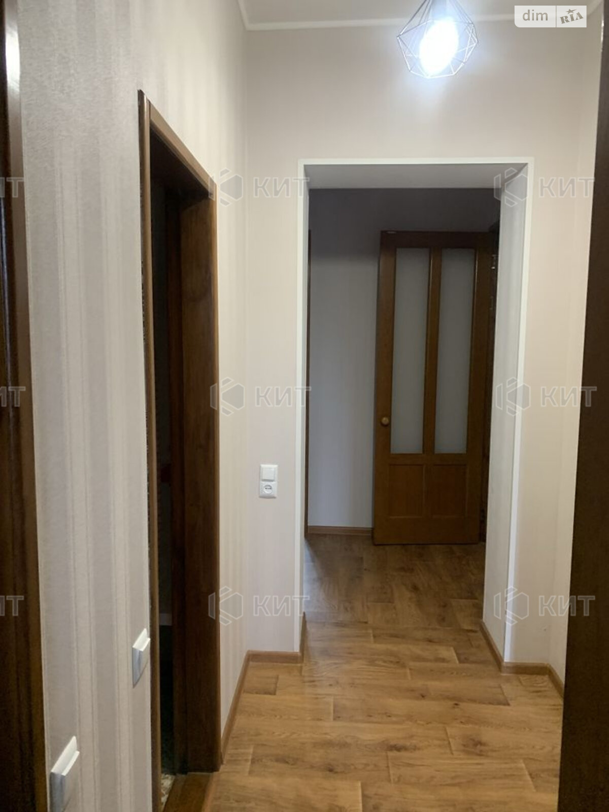 Продажа трехкомнатной квартиры в Харькове, на ул. Свободы 12/16, район Центр фото 1 Продажа трехкомнатной квартиры в Харькове, на ул. Свободы 12/16, район Центр фото 1