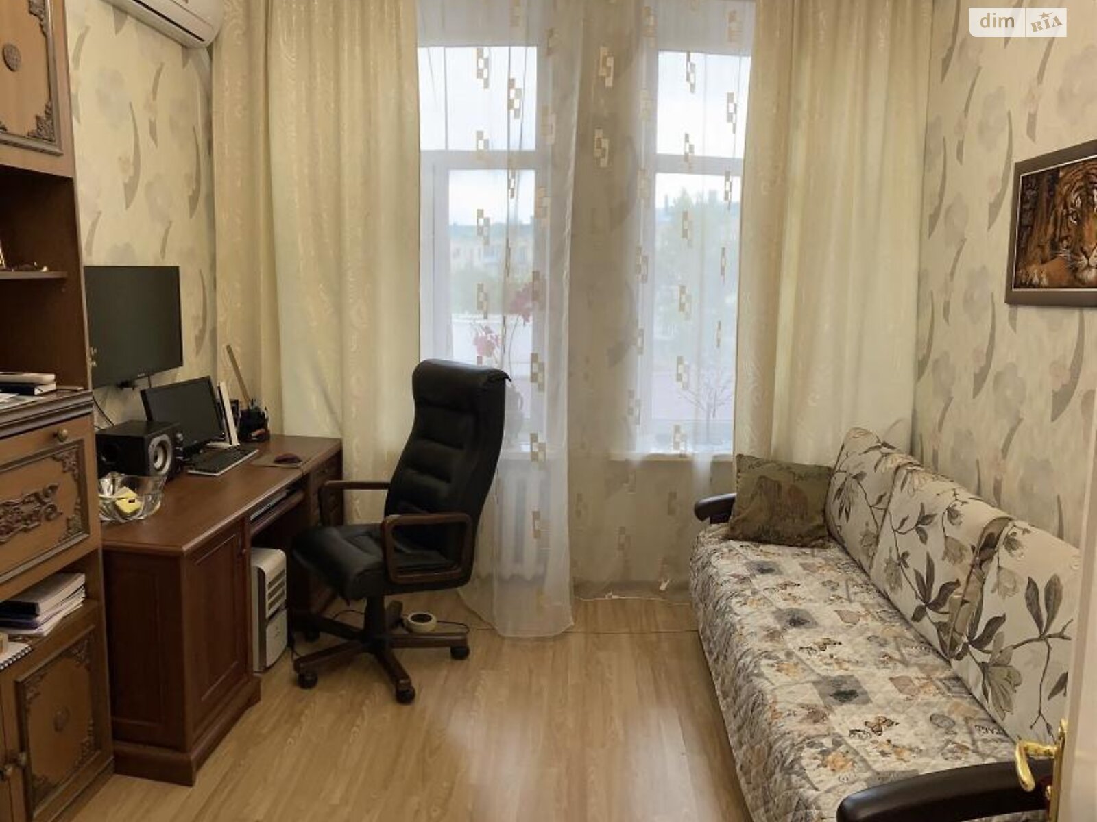 Продаж чотирикімнатної квартири в Харкові, на пров. Короленка 19, район Університетська Гірка фото 1 Продаж чотирикімнатної квартири в Харкові, на пров. Короленка 19, район Університетська Гірка фото 1