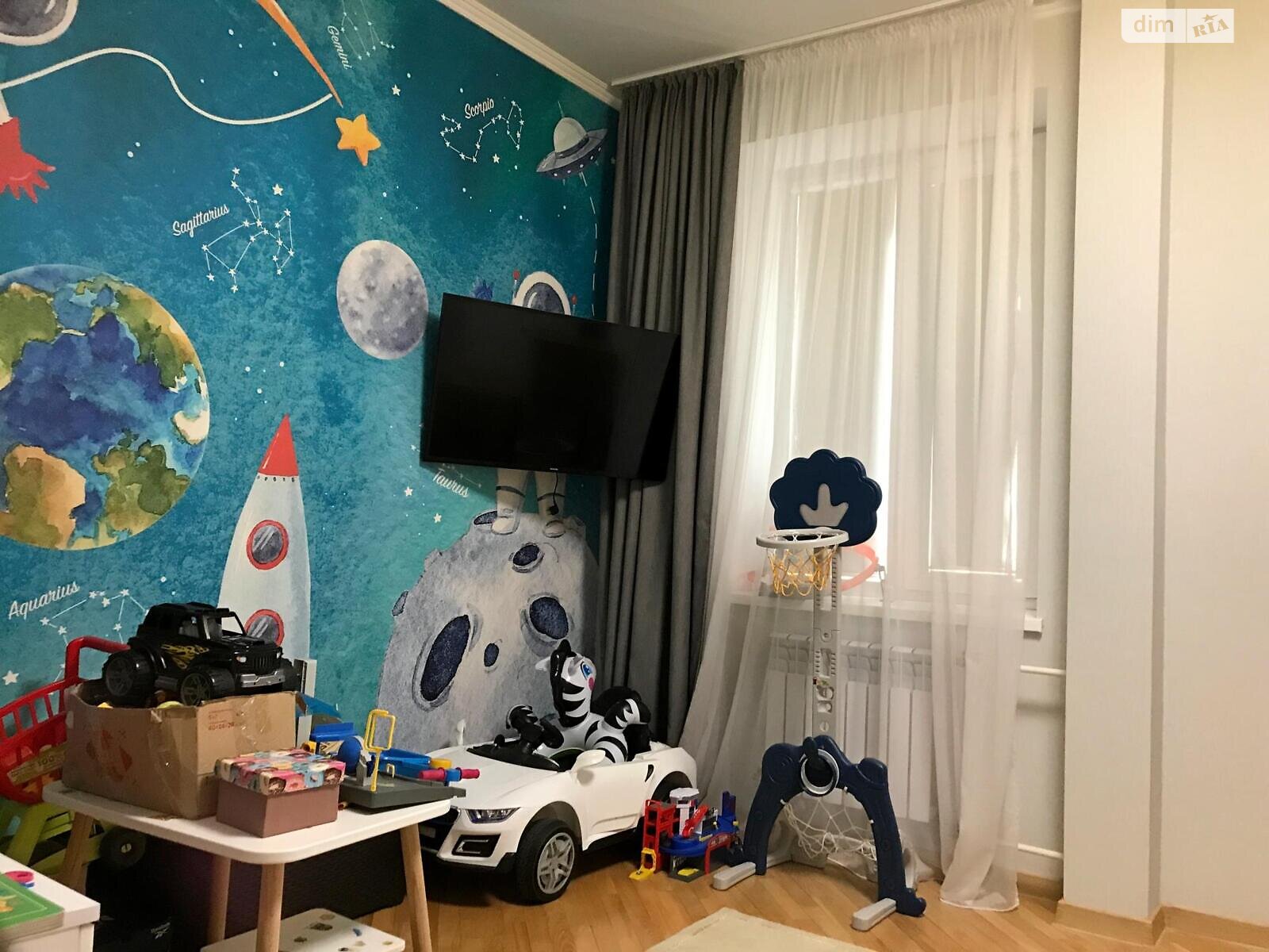 Продажа четырехкомнатной квартиры в Харькове, на пер. Лопатинский 2, район Университетская Горка фото 1 Продажа четырехкомнатной квартиры в Харькове, на пер. Лопатинский 2, район Университетская Горка фото 1