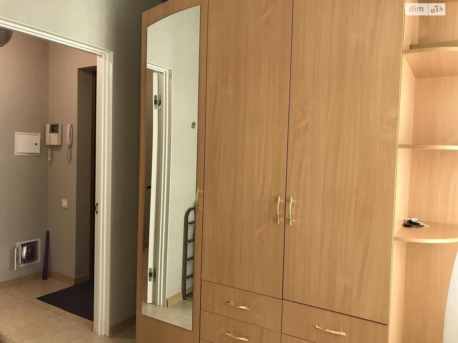 Продажа четырехкомнатной квартиры в Харькове, на пер. Лопатинский 2, район Университетская Горка фото 1 Продажа четырехкомнатной квартиры в Харькове, на пер. Лопатинский 2, район Университетская Горка фото 1
