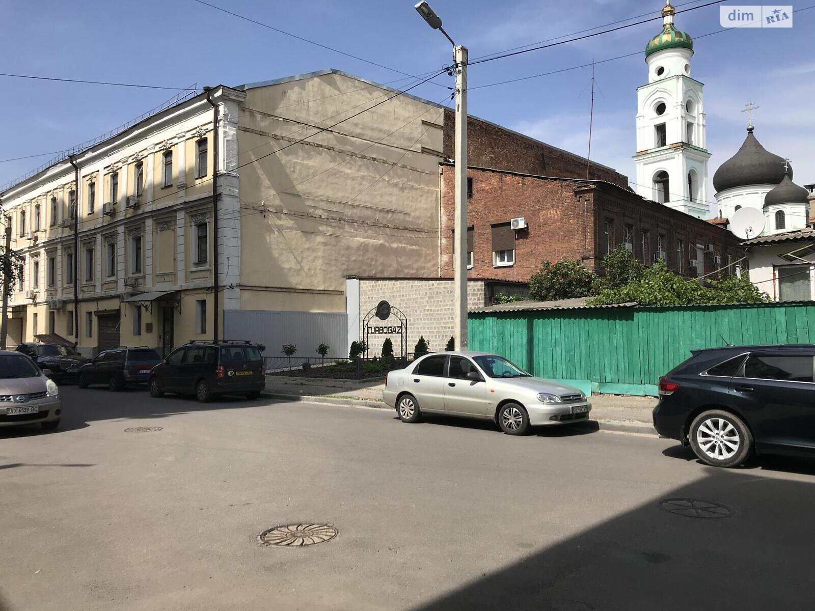 Продажа четырехкомнатной квартиры в Харькове, на пер. Лопатинский 2, район Университетская Горка фото 1 Продажа четырехкомнатной квартиры в Харькове, на пер. Лопатинский 2, район Университетская Горка фото 1