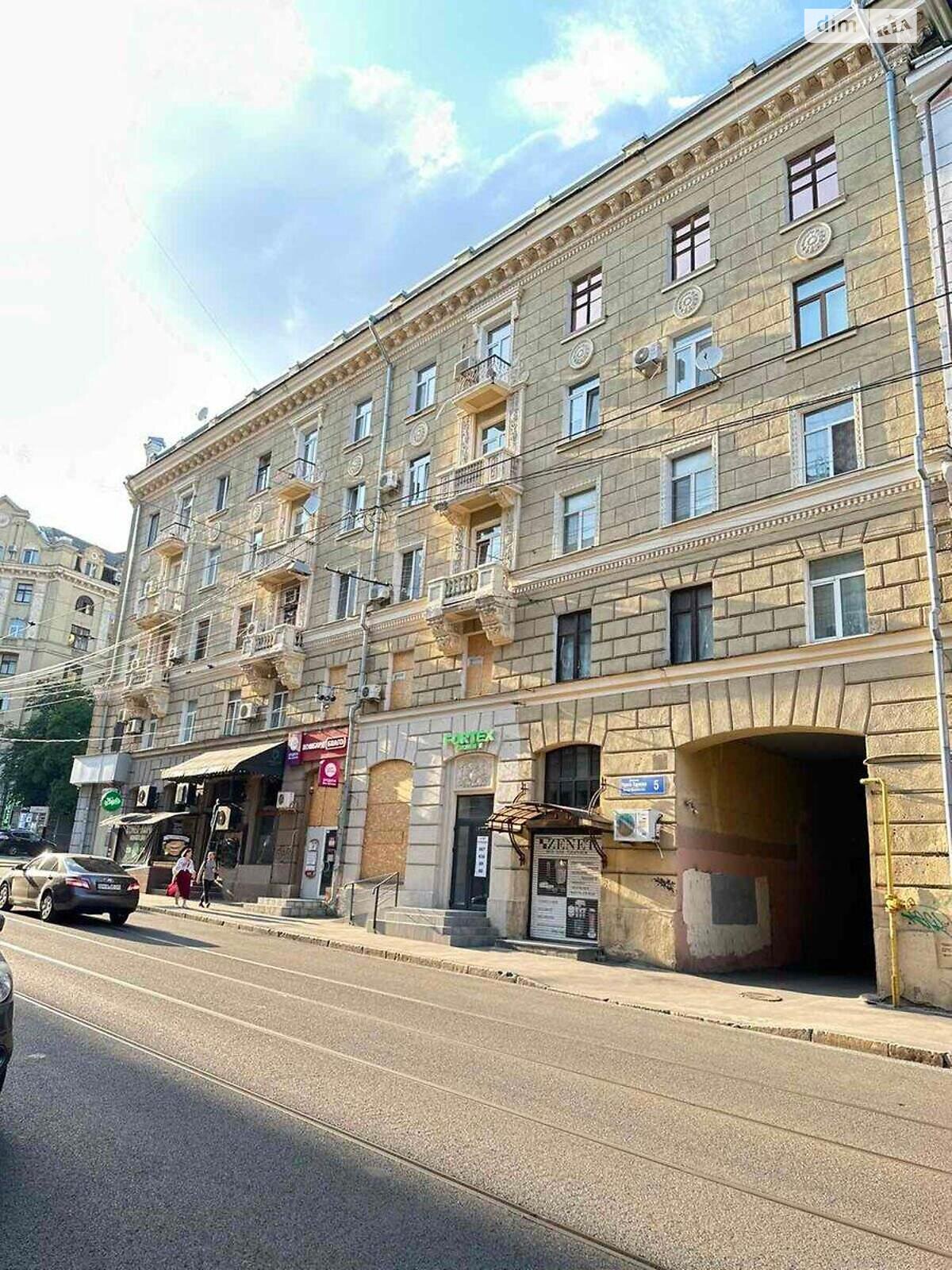 Продаж двокімнатної квартири в Харкові, на просп. Героїв Харкова 5, район Університетська Гірка фото 1