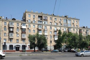 Продаж чотирикімнатної квартири в Харкові, на просп. Героїв Харкова 27, район Університетська Гірка фото 2