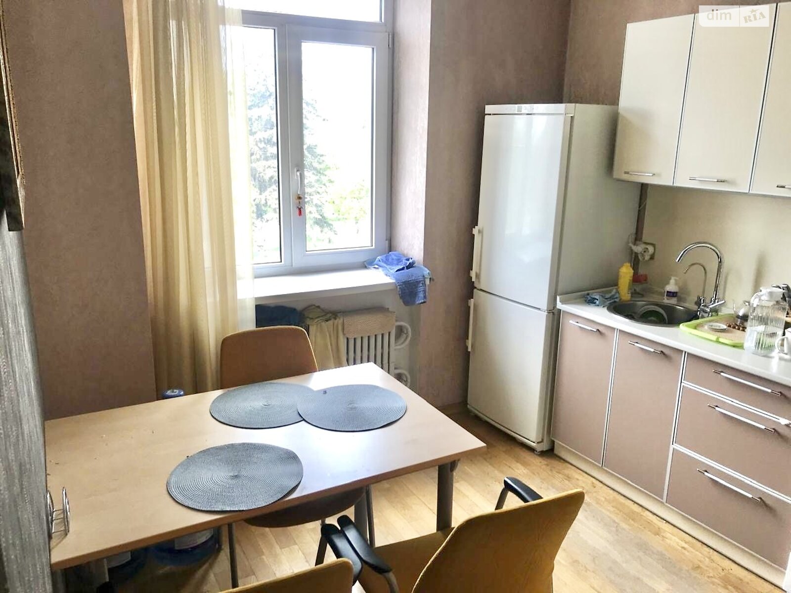 Продажа четырехкомнатной квартиры в Харькове, на ул. Университетская 9, район Университетская Горка фото 1 Продажа четырехкомнатной квартиры в Харькове, на ул. Университетская 9, район Университетская Горка фото 1