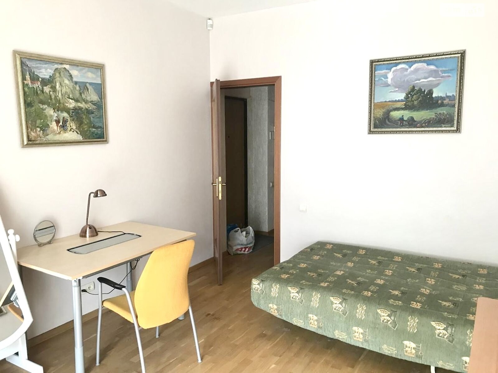 Продажа четырехкомнатной квартиры в Харькове, на ул. Университетская 9, район Университетская Горка фото 1 Продажа четырехкомнатной квартиры в Харькове, на ул. Университетская 9, район Университетская Горка фото 1