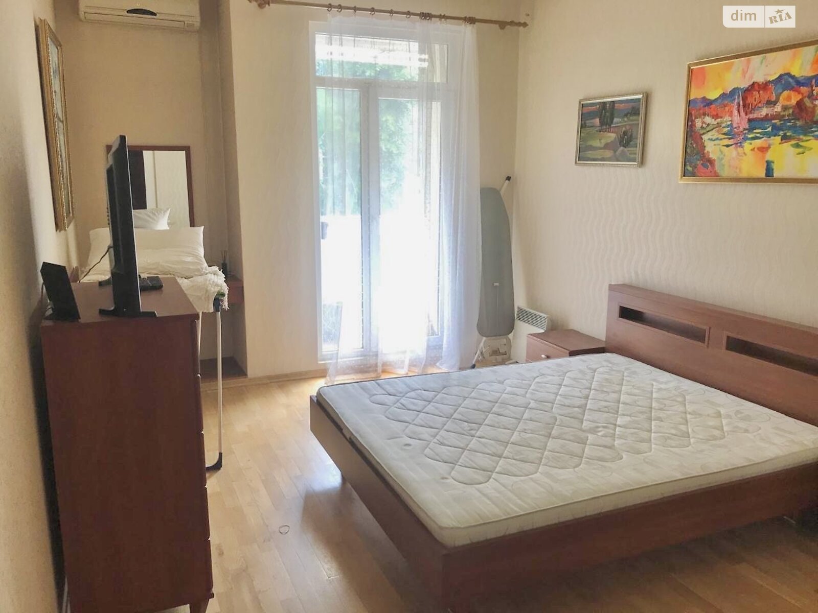 Продажа четырехкомнатной квартиры в Харькове, на ул. Университетская 9, район Университетская Горка фото 1 Продажа четырехкомнатной квартиры в Харькове, на ул. Университетская 9, район Университетская Горка фото 1