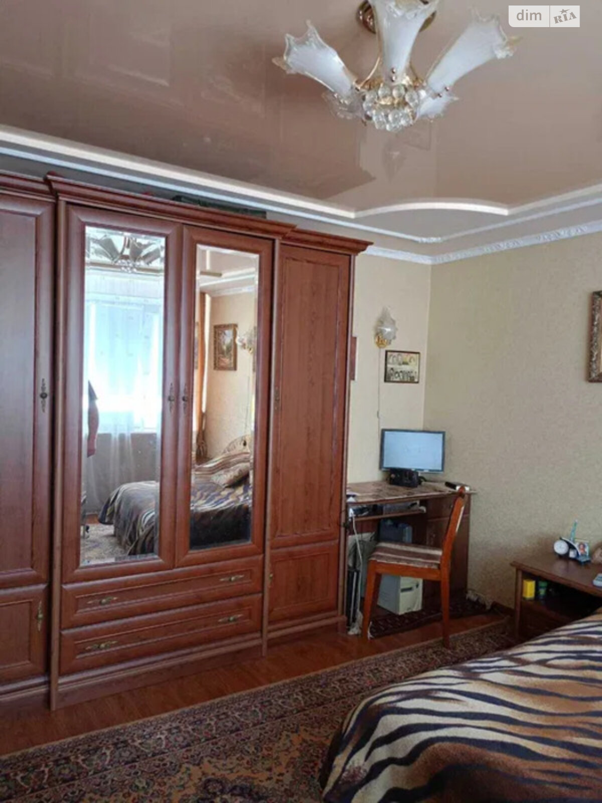 Продажа трехкомнатной квартиры в Харькове, на ул. Луи Пастера 183, район Восточный фото 1 Продажа трехкомнатной квартиры в Харькове, на ул. Луи Пастера 183, район Восточный фото 1