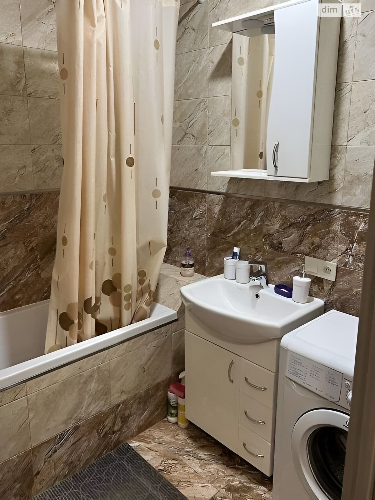 Продаж двокімнатної квартири в Харкові, на вул. Миру, район ХТЗ фото 1 Продаж двокімнатної квартири в Харкові, на вул. Миру, район ХТЗ фото 1