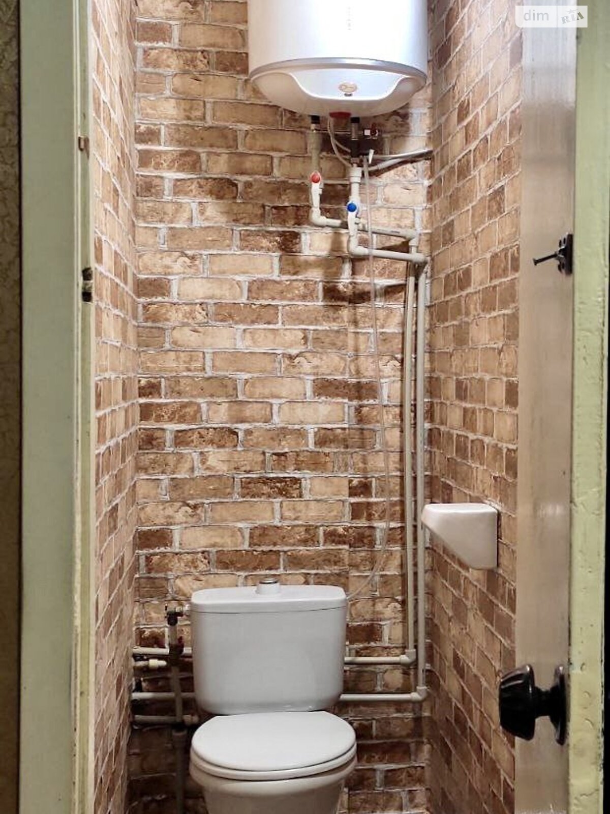 Продаж чотирикімнатної квартири в Харкові, на вул. Муратова Ігоря, район Залютине фото 1