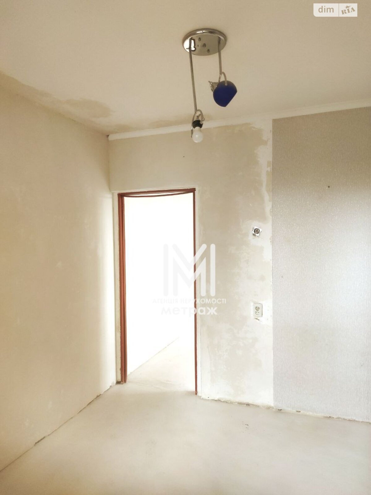 Продажа трехкомнатной квартиры в Харькове, на просп. Славы 11, район Залютино фото 1 Продажа трехкомнатной квартиры в Харькове, на просп. Славы 11, район Залютино фото 1
