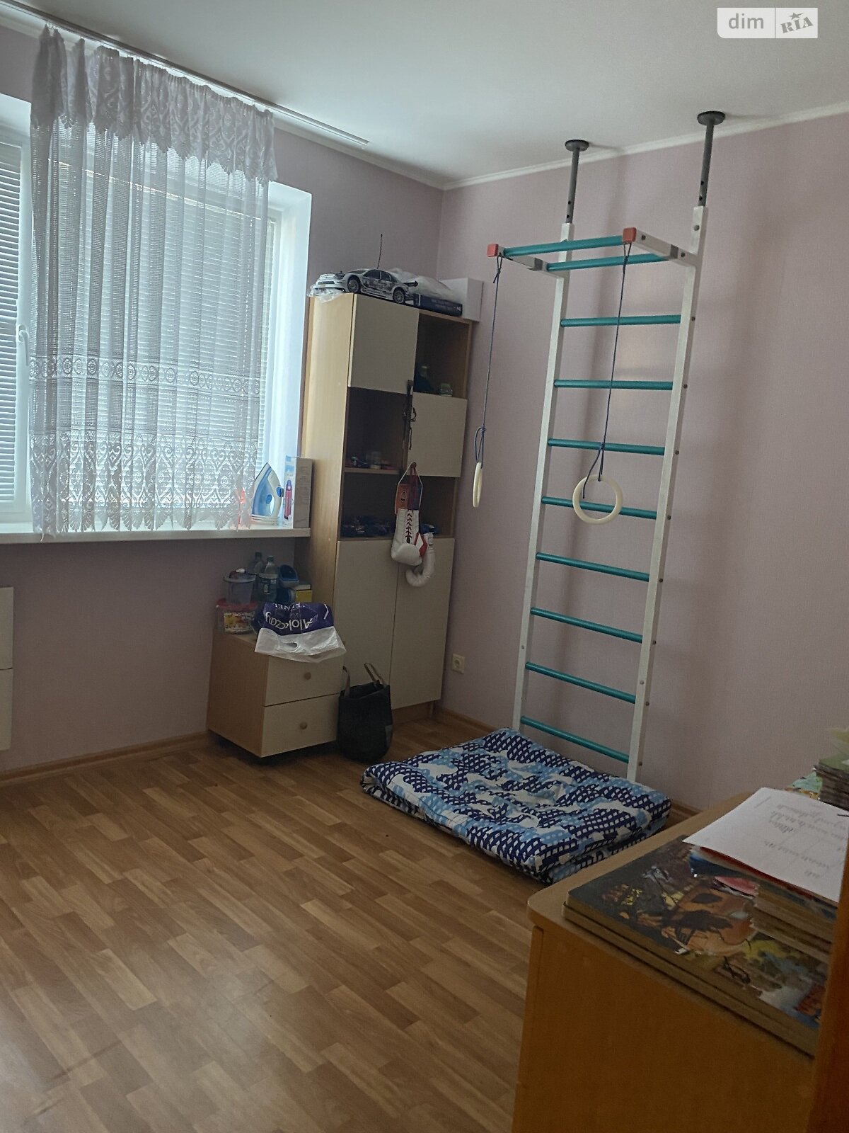 Продажа трехкомнатной квартиры в Харькове, на ул. Юннатов 1, район Залютино фото 1 Продажа трехкомнатной квартиры в Харькове, на ул. Юннатов 1, район Залютино фото 1