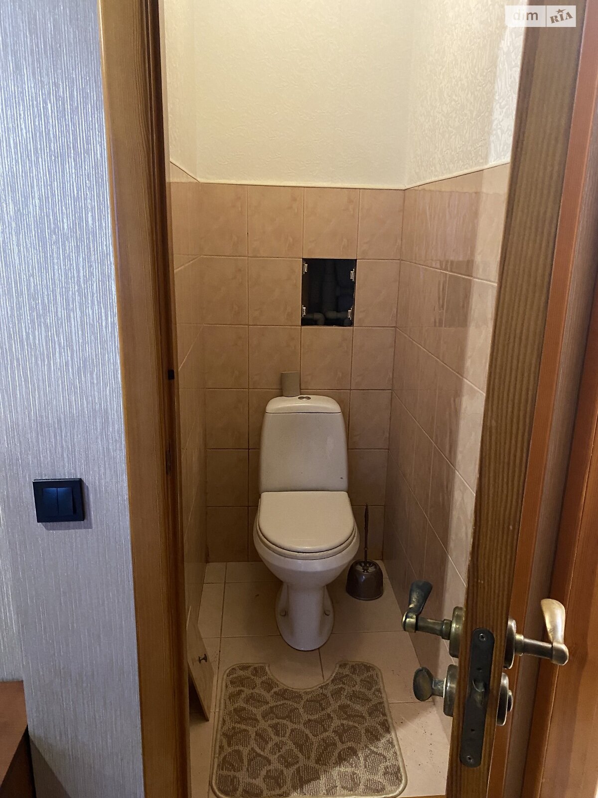 Продажа трехкомнатной квартиры в Харькове, на ул. Юннатов 1, район Залютино фото 1 Продажа трехкомнатной квартиры в Харькове, на ул. Юннатов 1, район Залютино фото 1