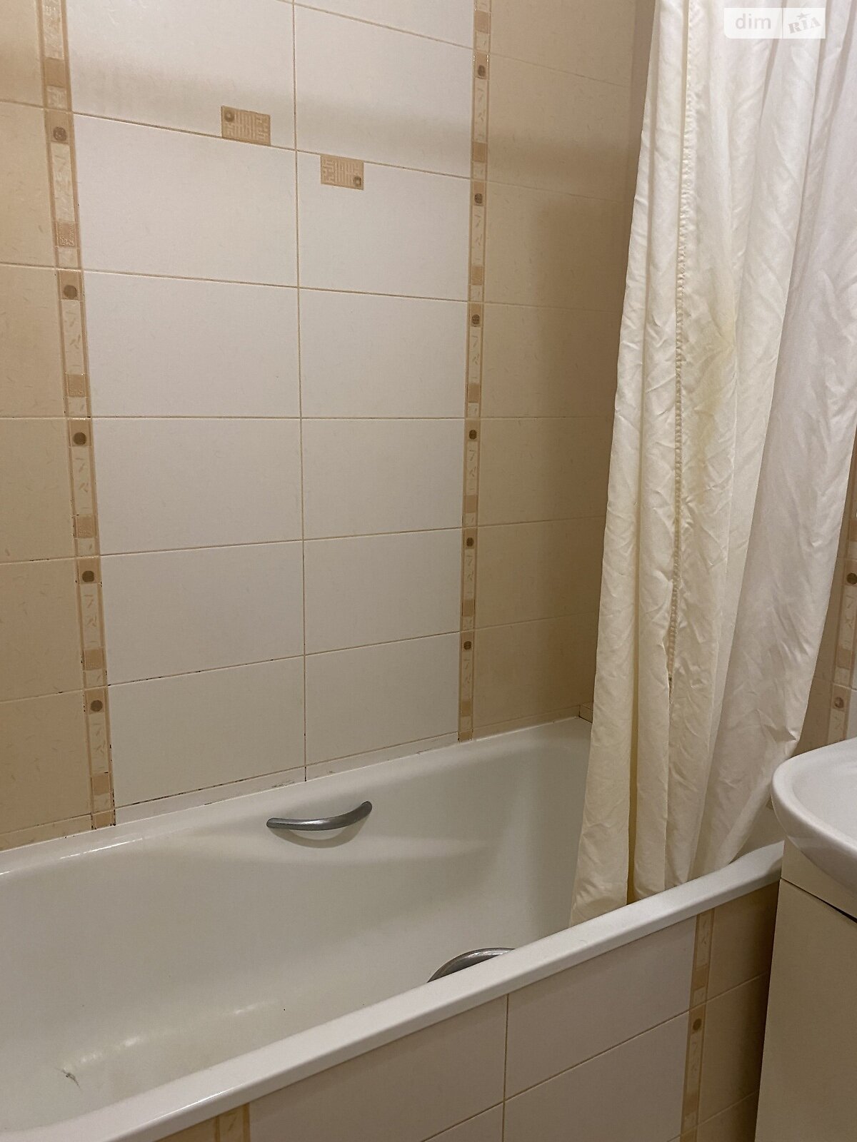 Продажа трехкомнатной квартиры в Харькове, на ул. Юннатов 1, район Залютино фото 1 Продажа трехкомнатной квартиры в Харькове, на ул. Юннатов 1, район Залютино фото 1