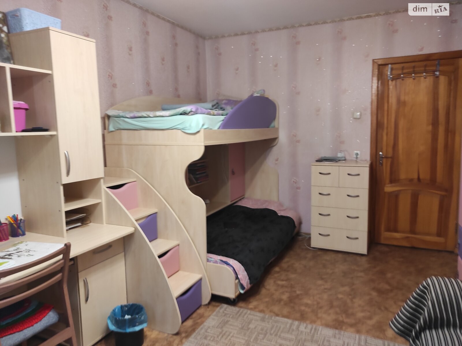 Продаж трикімнатної квартири в Харкові, на Квартальна 14, фото 1 Продаж трикімнатної квартири в Харкові, на Квартальна 14, фото 1