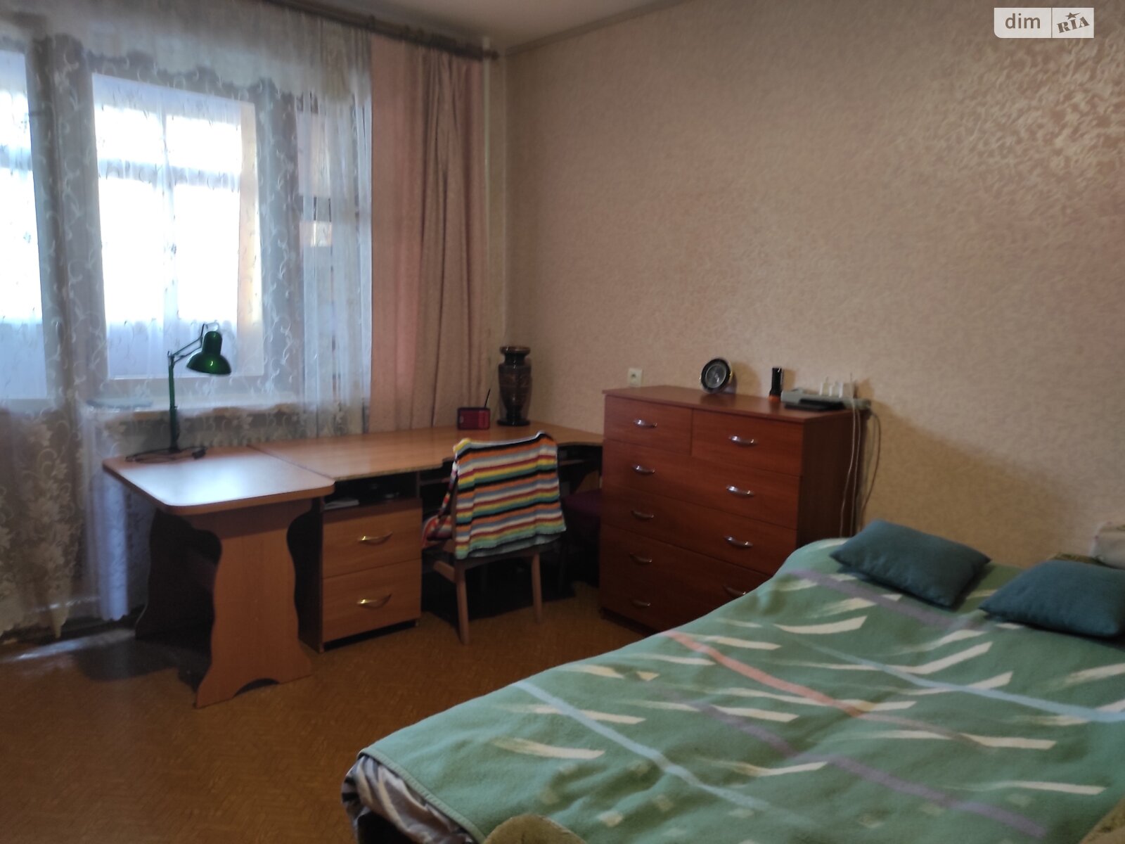 Продаж трикімнатної квартири в Харкові, на Квартальна 14, фото 1 Продаж трикімнатної квартири в Харкові, на Квартальна 14, фото 1