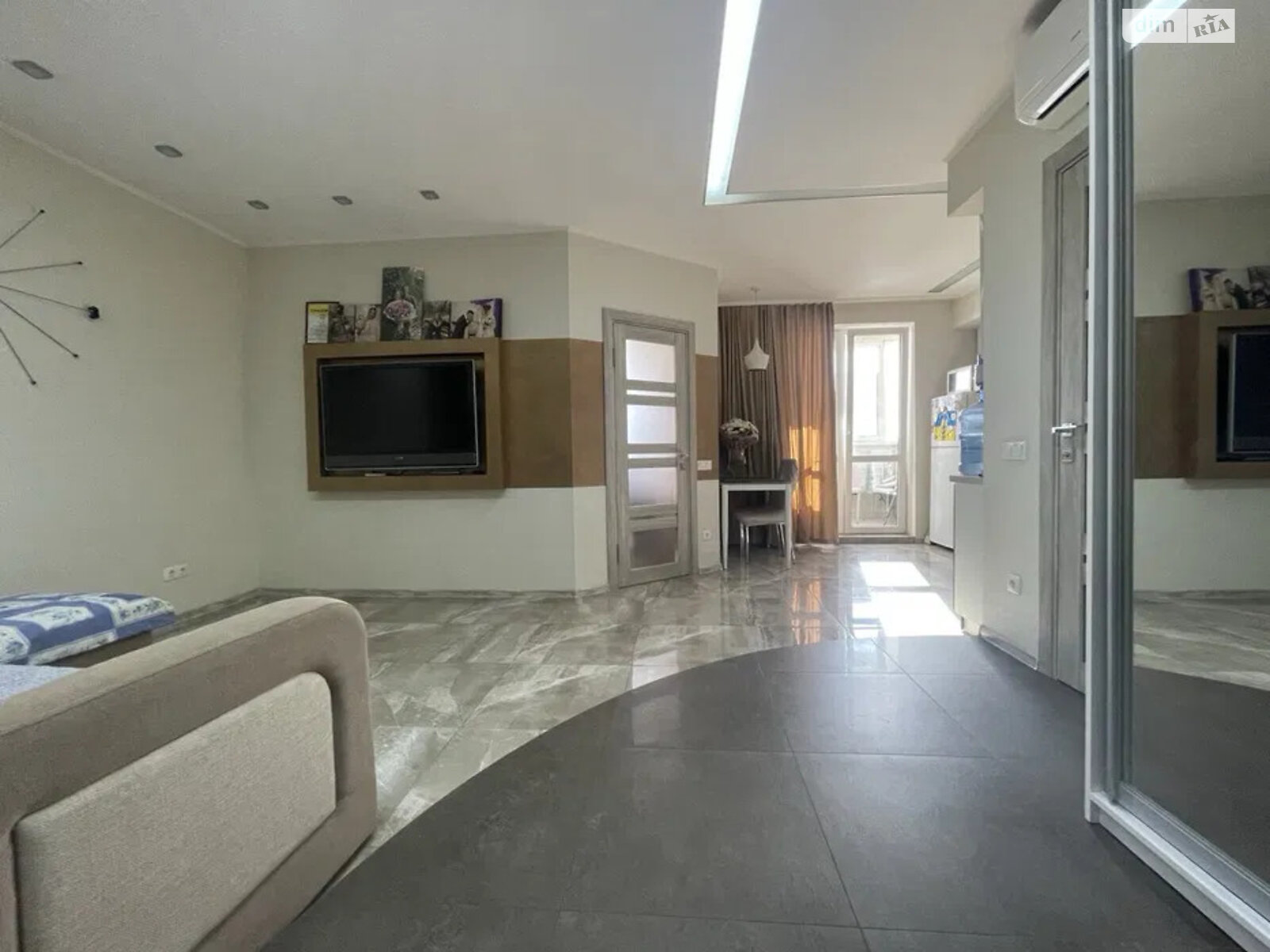 Продажа однокомнатной квартиры в Харькове, на просп. Победы 85, фото 1 Продажа однокомнатной квартиры в Харькове, на просп. Победы 85, фото 1