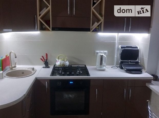 Продажа трехкомнатной квартиры в Херсоне на Кулиша район Шуменский, фото 1 Продажа трехкомнатной квартиры в Херсоне на Кулиша район Шуменский, фото 1