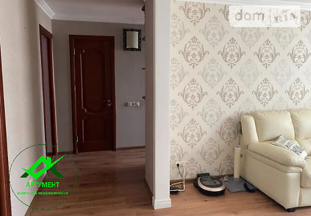 Продажа четырехкомнатной квартиры в Херсоне, на ул. Молодежная район Суворовский фото 1 Продажа четырехкомнатной квартиры в Херсоне, на ул. Молодежная район Суворовский фото 1