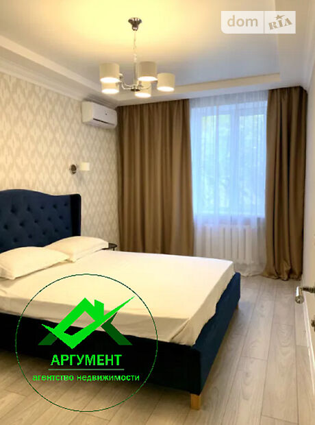 Продажа трехкомнатной квартиры в Херсоне, на просп. Ушакова, район Суворовский фото 1 Продажа трехкомнатной квартиры в Херсоне, на просп. Ушакова, район Суворовский фото 1