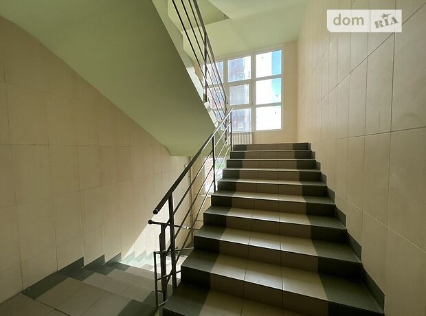 Продажа трехкомнатной квартиры в Херсоне, на Сенявина пр. 0 район Суворовский фото 1 Продажа трехкомнатной квартиры в Херсоне, на Сенявина пр. 0 район Суворовский фото 1