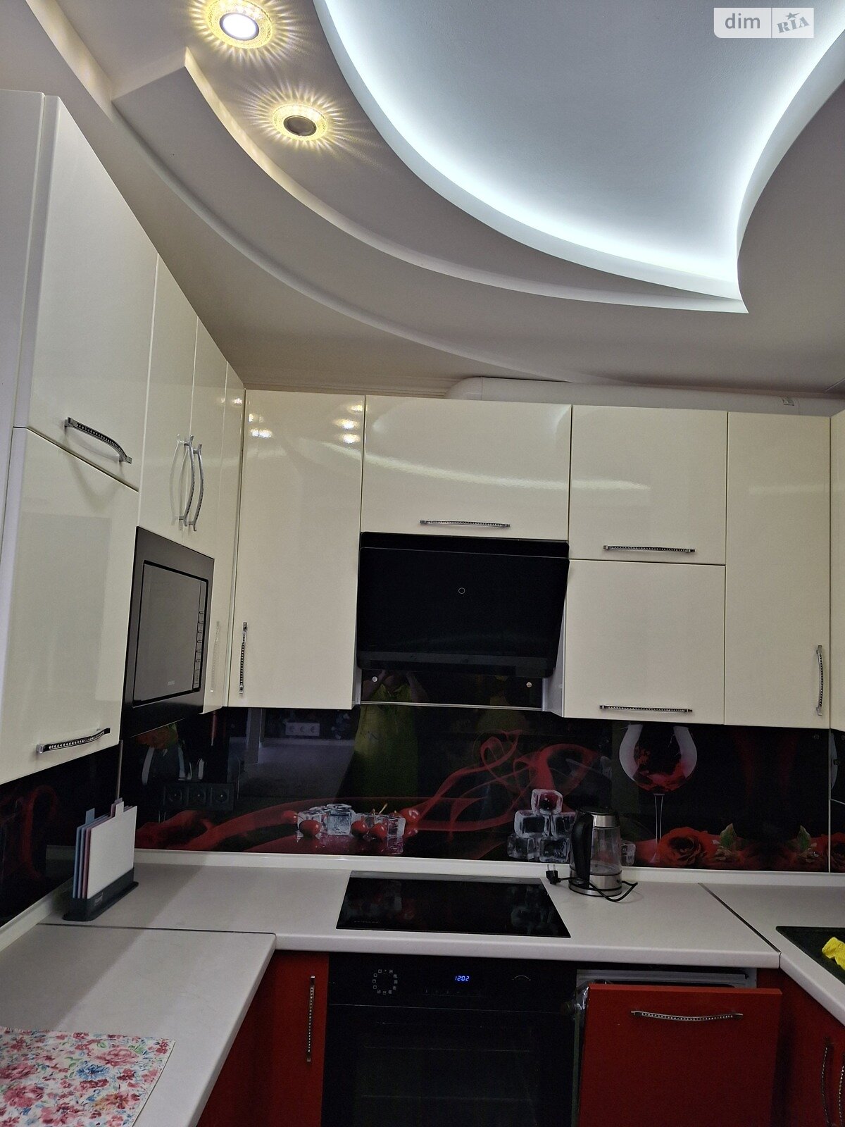 Продажа двухкомнатной квартиры в Херсоне, на просп. Адмирала Сенявина 152А, район Таврический фото 1