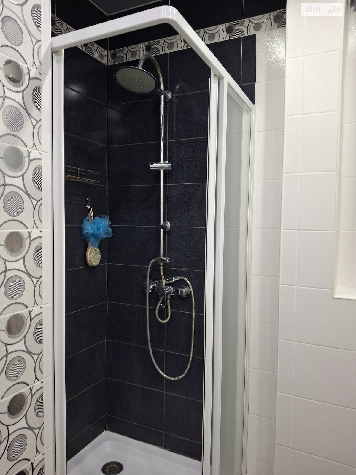 Продажа двухкомнатной квартиры в Херсоне, на просп. Адмирала Сенявина 152А, район Таврический фото 1