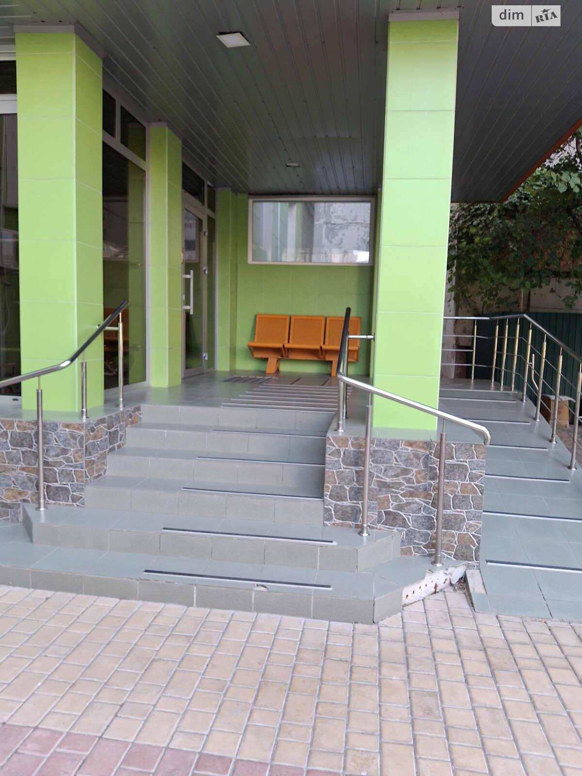 Продажа двухкомнатной квартиры в Херсоне, на просп. Адмирала Сенявина 152А, район Таврический фото 1