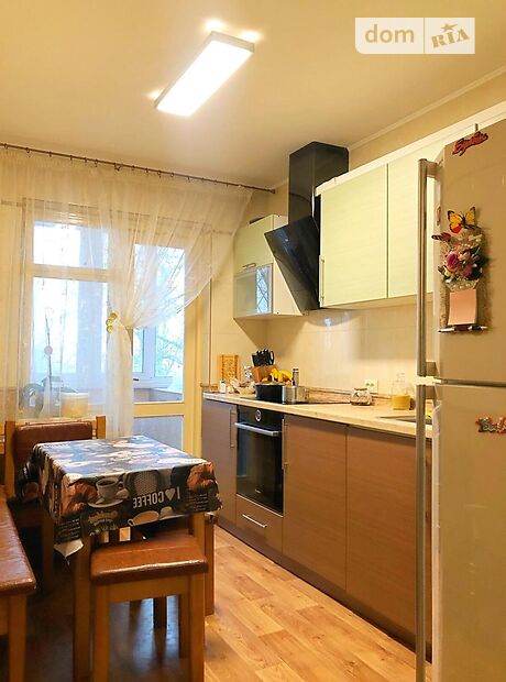 Продажа трехкомнатной квартиры в Херсоне, на ул. Покрышева район Таврический фото 1 Продажа трехкомнатной квартиры в Херсоне, на ул. Покрышева район Таврический фото 1