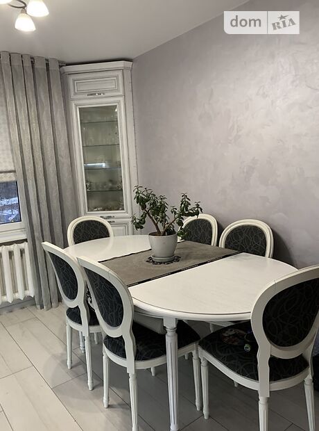 Продажа трехкомнатной квартиры в Херсоне, на 49 Гвардейской Дивизии 10, район Таврический фото 1 Продажа трехкомнатной квартиры в Херсоне, на 49 Гвардейской Дивизии 10, район Таврический фото 1