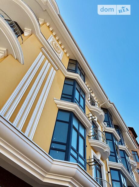 Продажа трехкомнатной квартиры в Херсоне, на ул. Гоголя район Центр фото 1 Продажа трехкомнатной квартиры в Херсоне, на ул. Гоголя район Центр фото 1