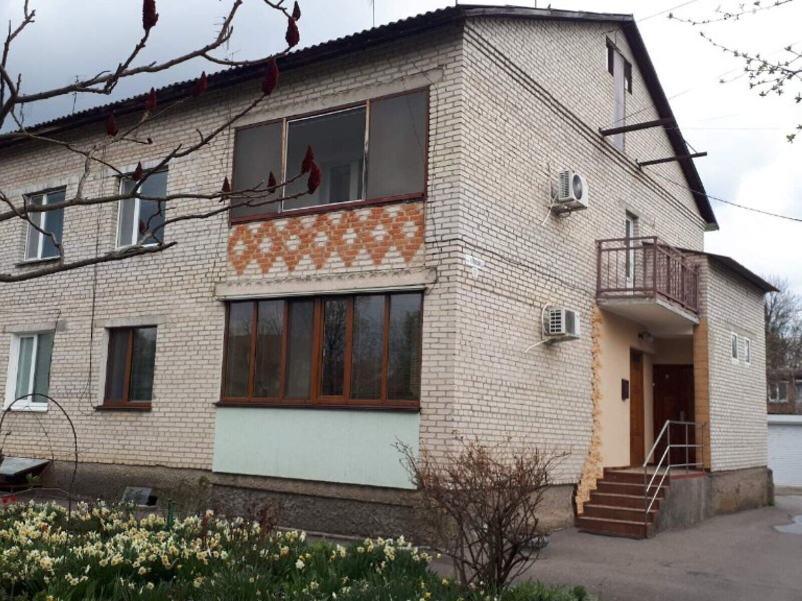 Продаж трикімнатної квартири в Хмільнику, на Виноградна, район Хмільник фото 1