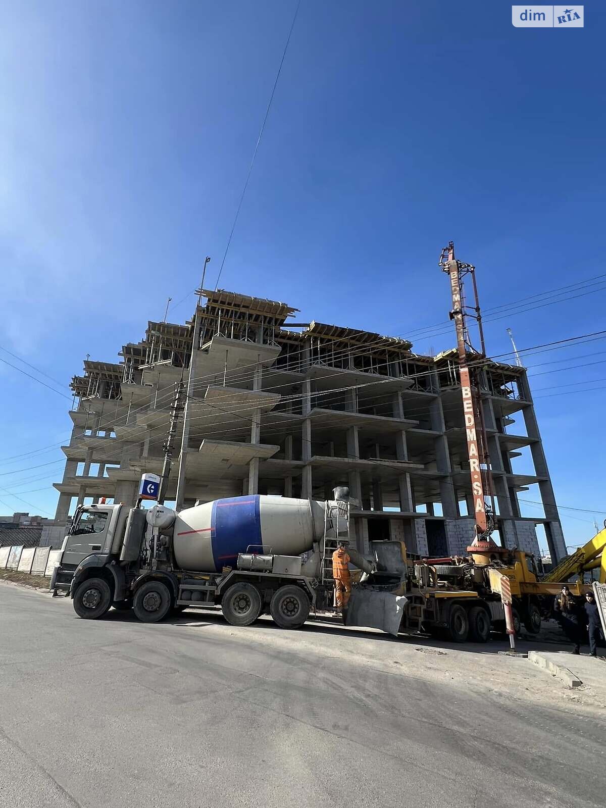 Продажа трехкомнатной квартиры в Хмельницком, на ул. Депутатская 7, фото 1 Продажа трехкомнатной квартиры в Хмельницком, на ул. Депутатская 7, фото 1