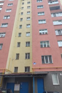 Продаж трикімнатної квартири в Хмельницькому, на вул. Олександра Кушнірука 15, район Дубове фото 2