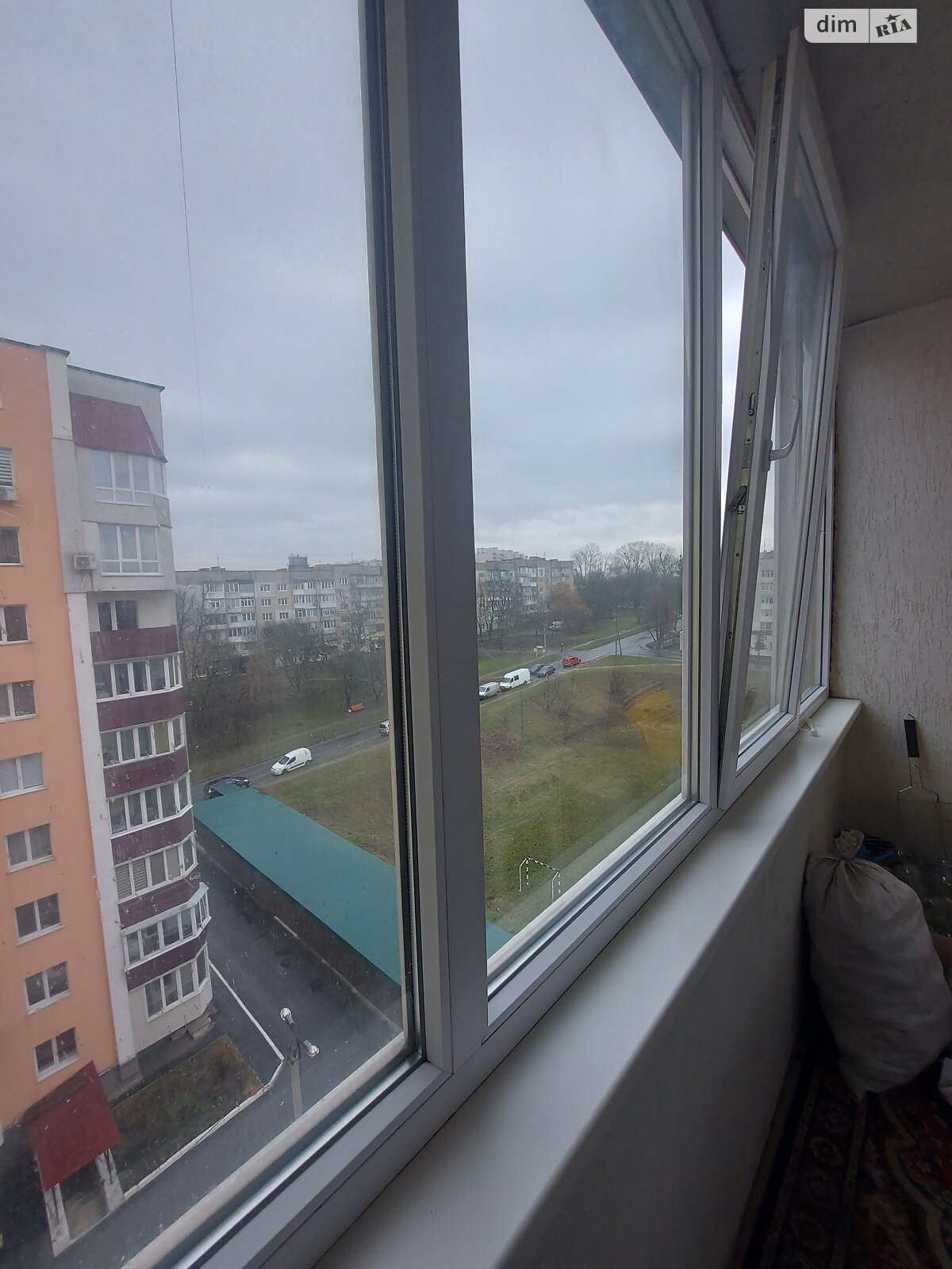 Продажа двухкомнатной квартиры в Хмельницком, на ул. Александра Кушнирука 15, район Дубово фото 1