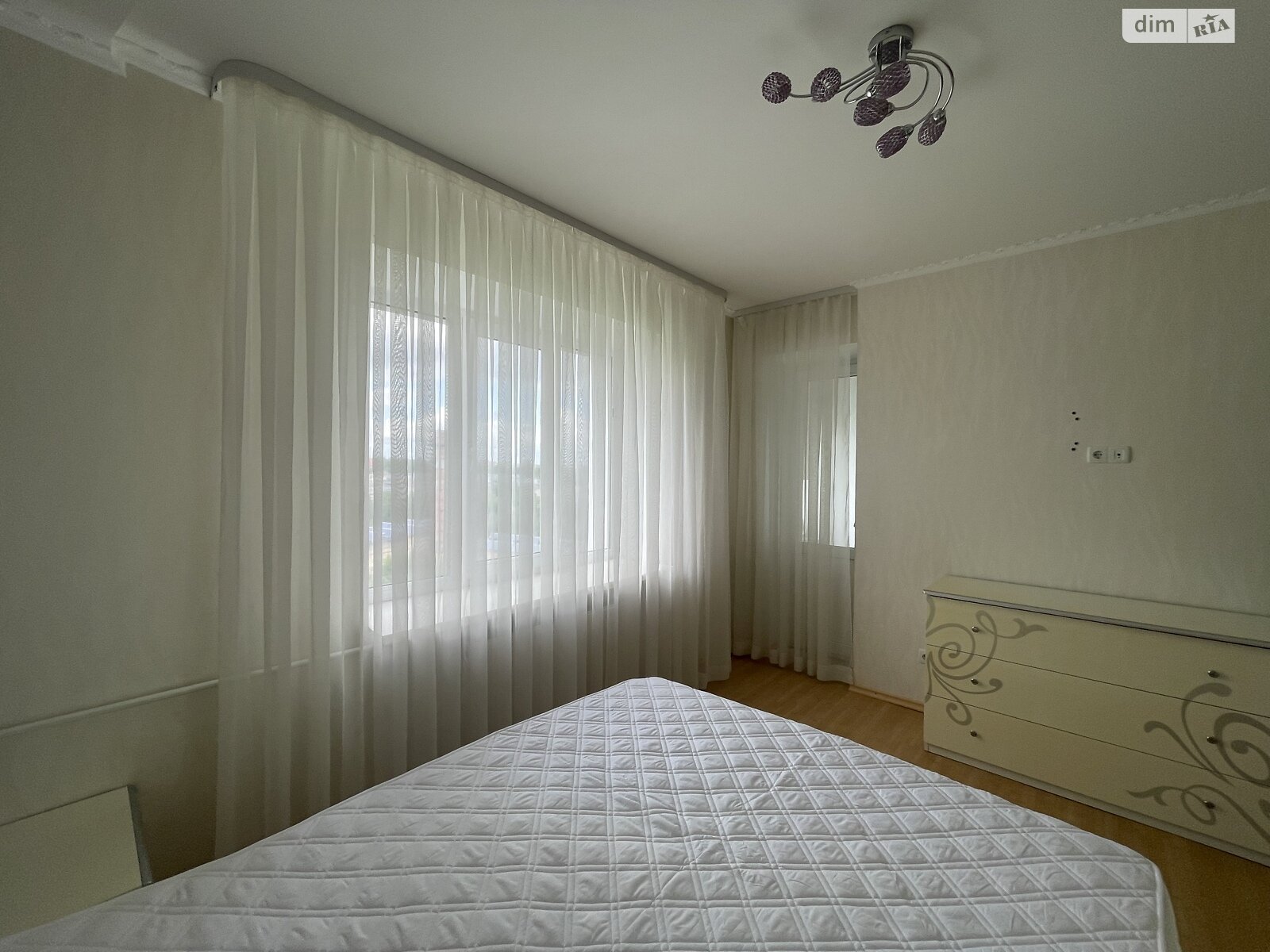 Продажа двухкомнатной квартиры в Хмельницком, на ул. Александра Кушнирука, район Дубово фото 1 Продажа двухкомнатной квартиры в Хмельницком, на ул. Александра Кушнирука, район Дубово фото 1