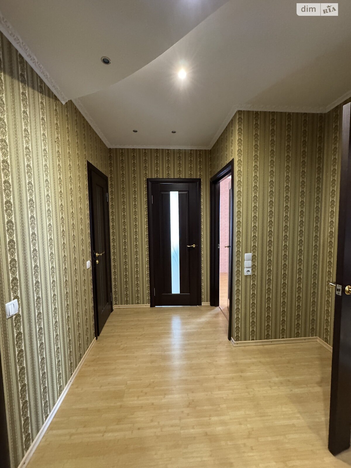 Продажа двухкомнатной квартиры в Хмельницком, на ул. Александра Кушнирука 15, район Дубово фото 1 Продажа двухкомнатной квартиры в Хмельницком, на ул. Александра Кушнирука 15, район Дубово фото 1