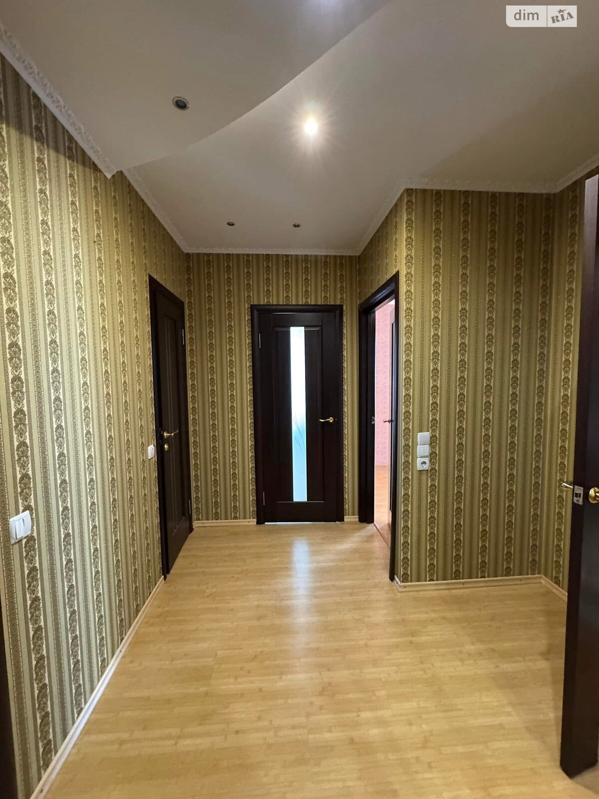 Продажа двухкомнатной квартиры в Хмельницком, на ул. Александра Кушнирука 15, район Дубово фото 1 Продажа двухкомнатной квартиры в Хмельницком, на ул. Александра Кушнирука 15, район Дубово фото 1