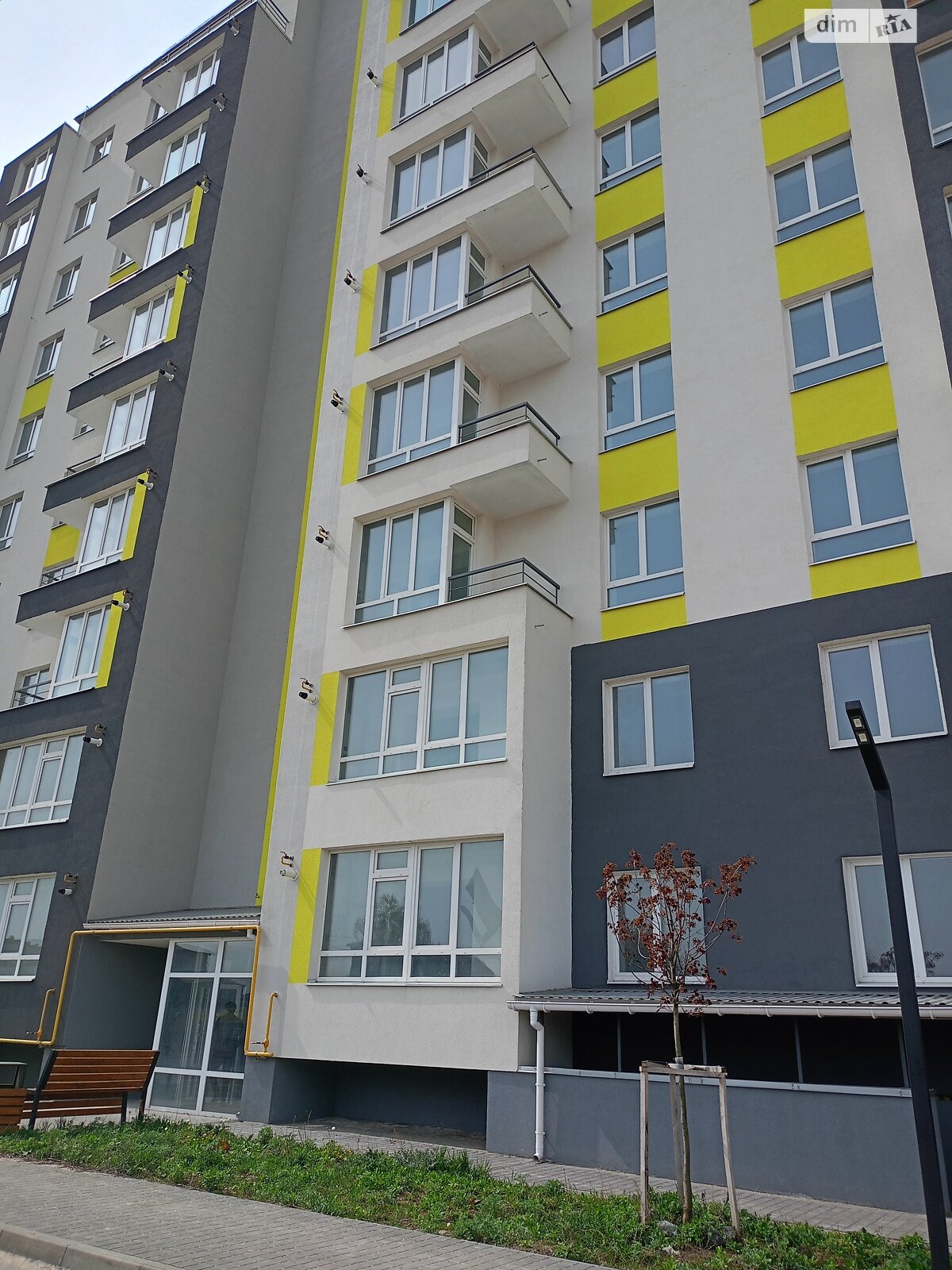Продажа трехкомнатной квартиры в Хмельницком, на ул. Гетмана Мазепы, район Дубово фото 1