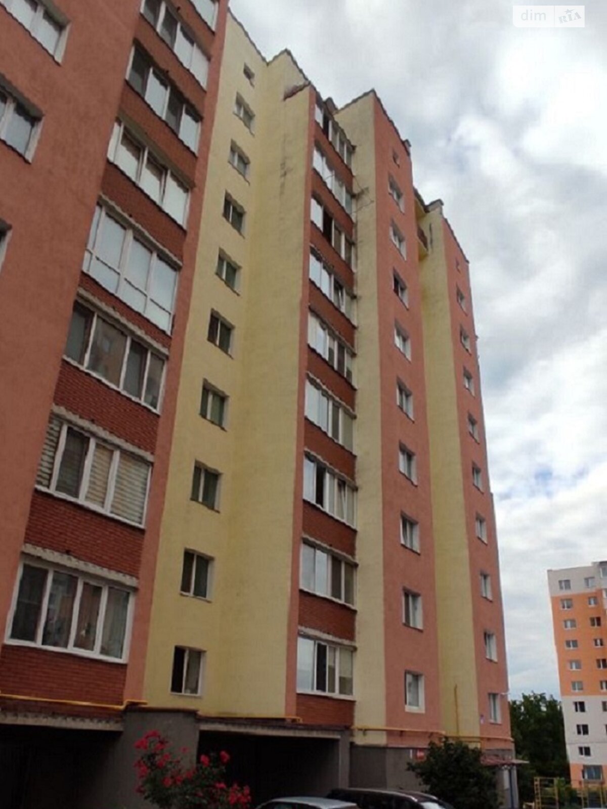 Продажа трехкомнатной квартиры в Хмельницком, на ул. Александра Кушнирука 15, район Дубово фото 1